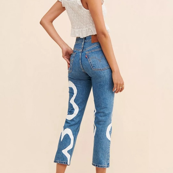 New Levi's 501 Crop high rise straight leg blue 100% cotton Floral print Jeans - Picture 3 of 10